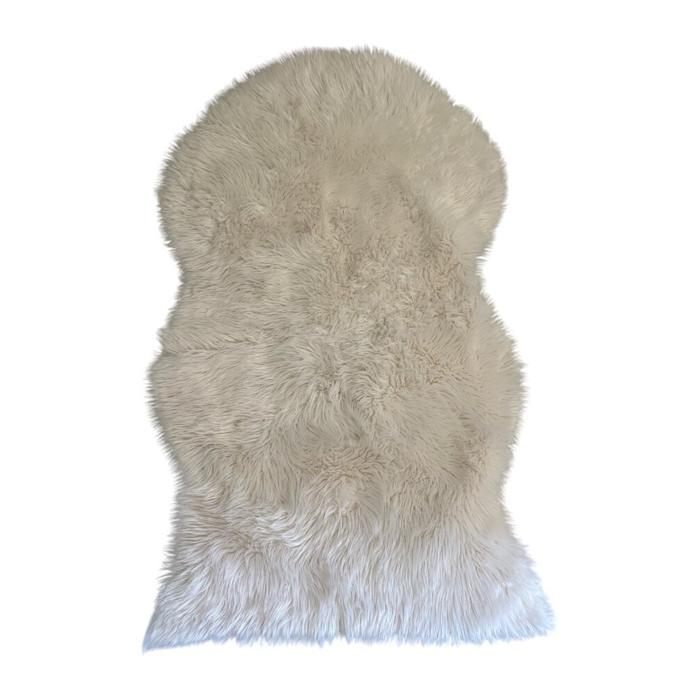 Safavieh Faux Sheep Skin Rug 3 x 5 Ivory Acrylic Pile